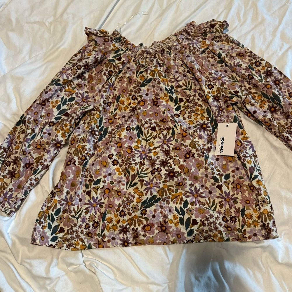 Flowy floral off the shoulder top size medium ￼